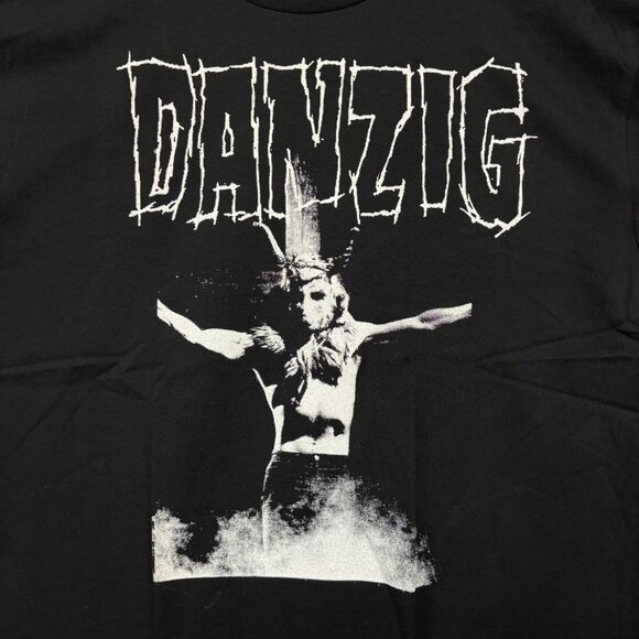 Danzig Video Concert VHS Cover Heavy Metal Band T-Shirt Size Large - Picture 2 of 5
